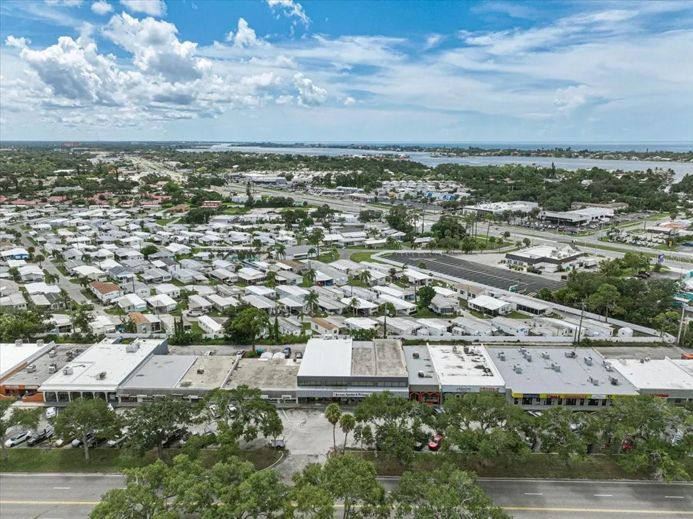 2160 GULF GATE DRIVE Sarasota, FL 34231