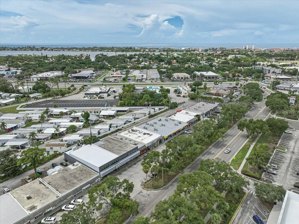 2160 GULF GATE DRIVE Sarasota, FL 34231