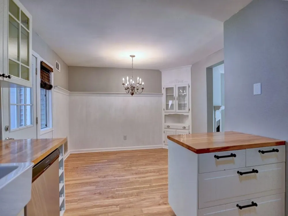 3539 Kennesaw Station Drive NW Kennesaw, GA 30144