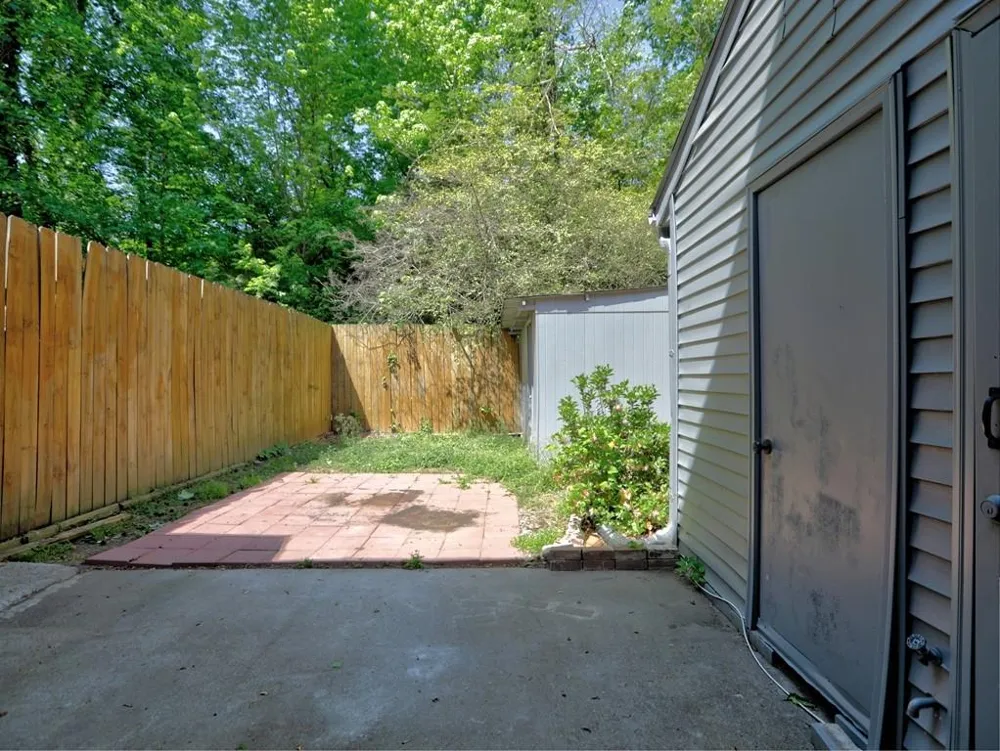 3539 Kennesaw Station Drive NW Kennesaw, GA 30144