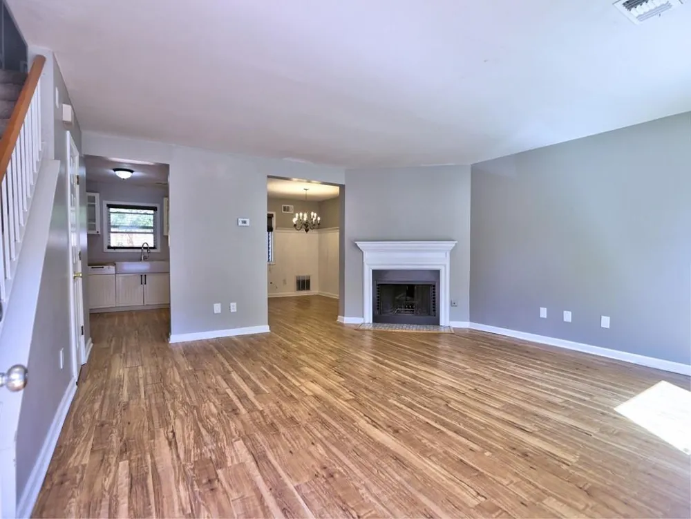 3539 Kennesaw Station Drive NW Kennesaw, GA 30144