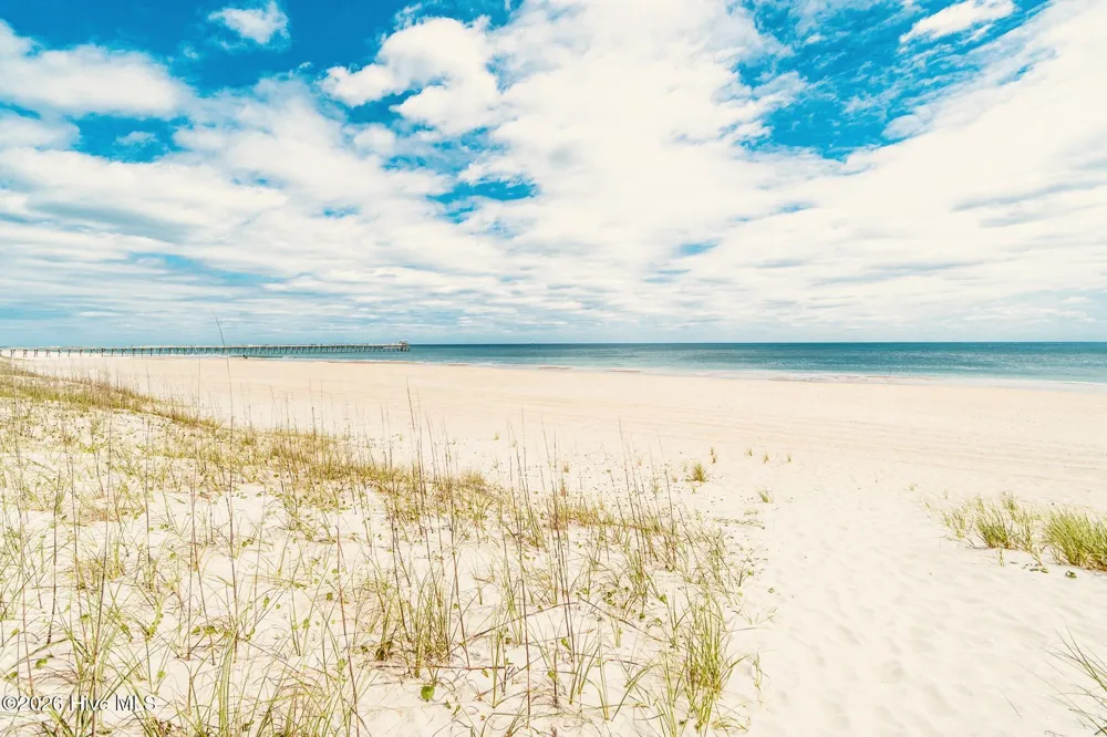 202 W Dobbs Street #C Atlantic Beach, NC 28512
