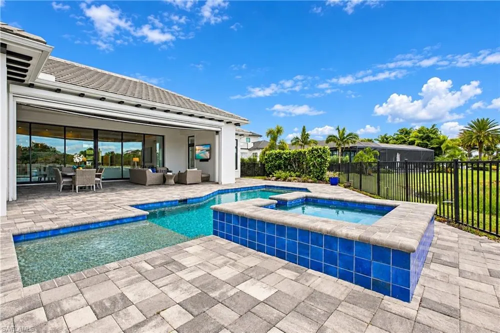9845 Montiano Drive Naples, FL 34113