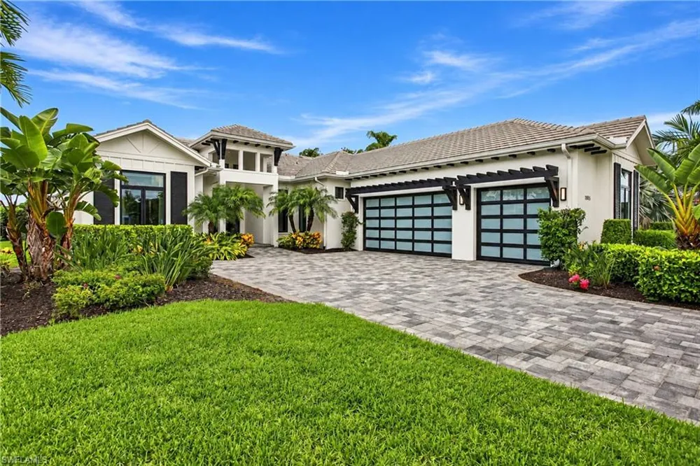 9845 Montiano Drive Naples, FL 34113