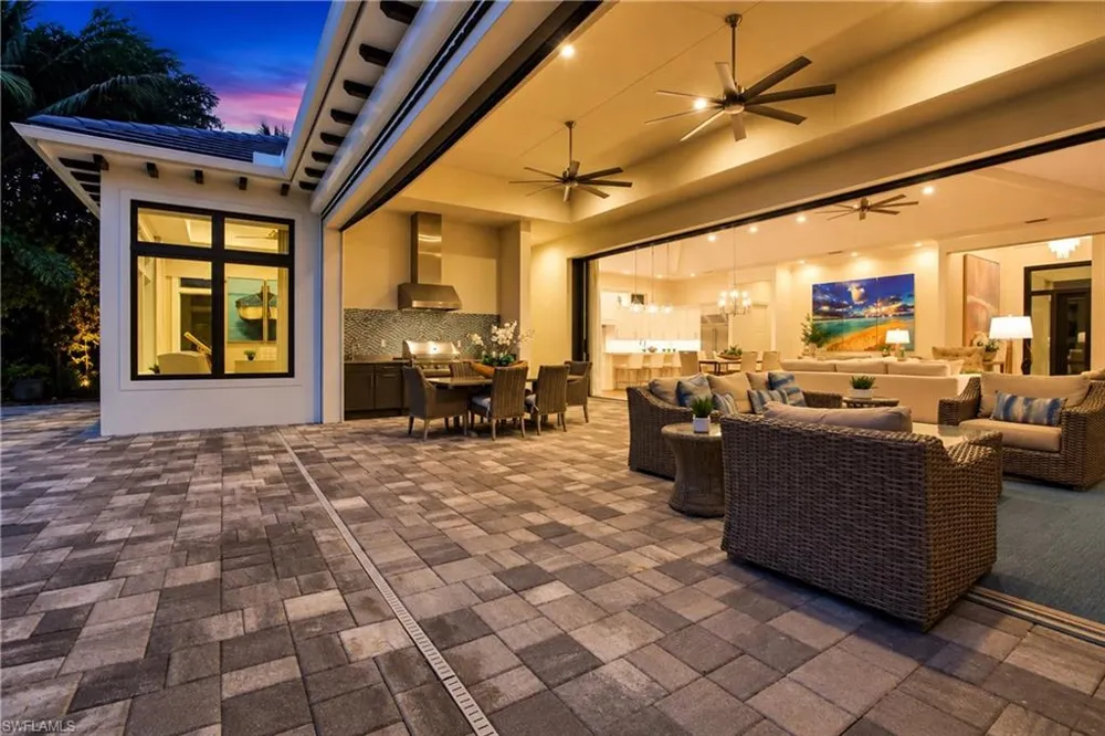 9845 Montiano Drive Naples, FL 34113