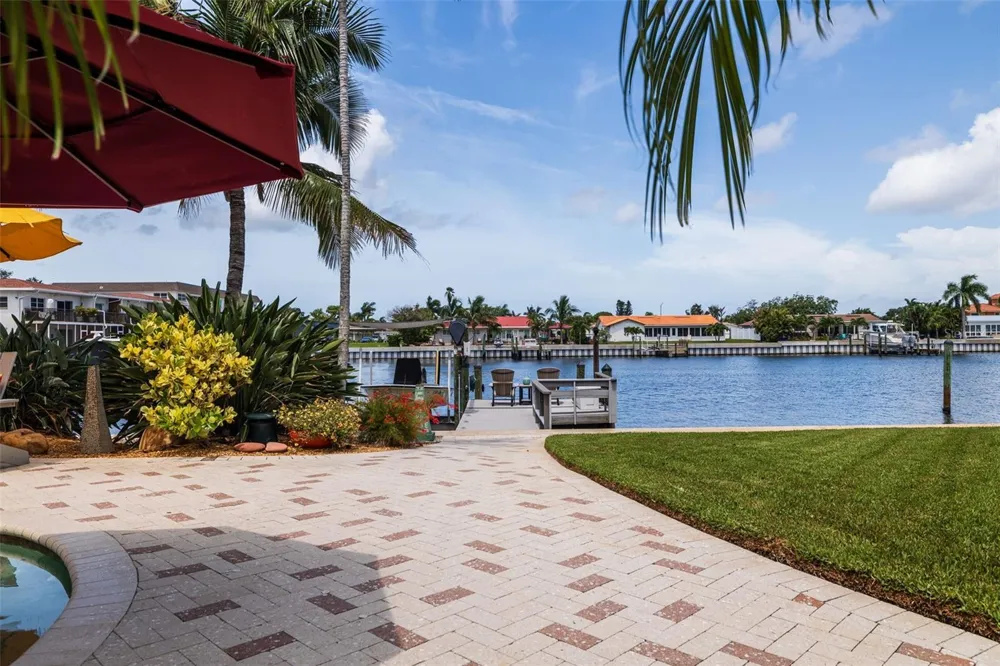 4501 37TH STREET S St Petersburg, FL 33711