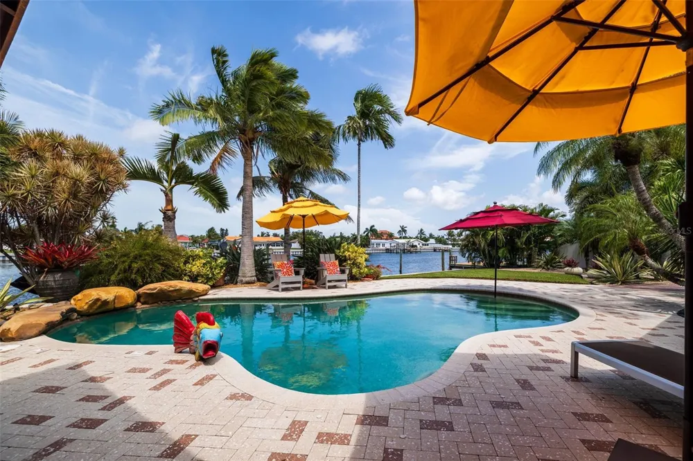 4501 37TH STREET S St Petersburg, FL 33711