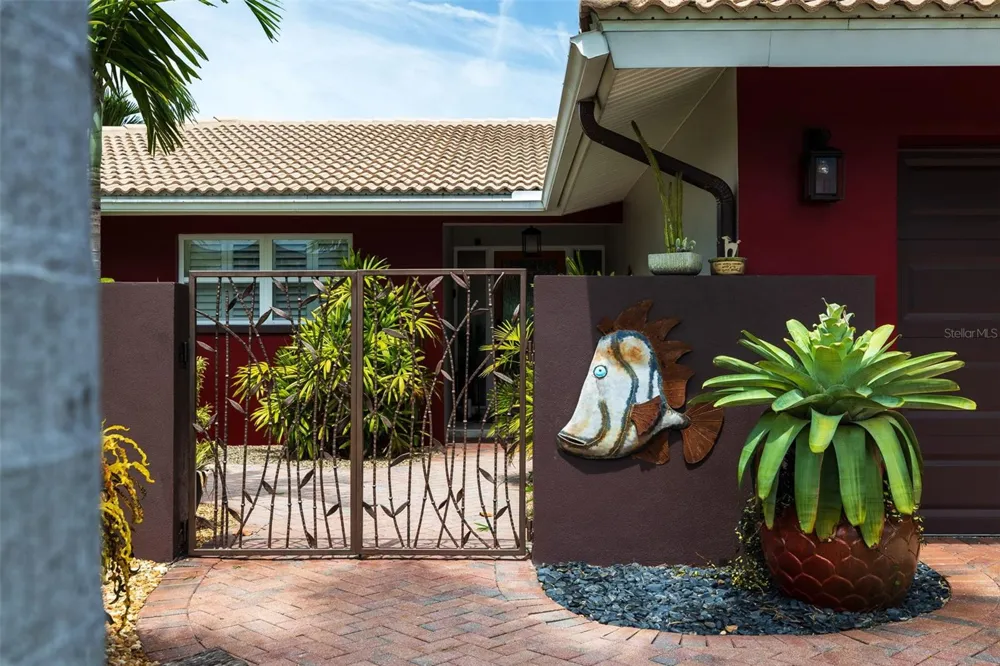 4501 37TH STREET S St Petersburg, FL 33711