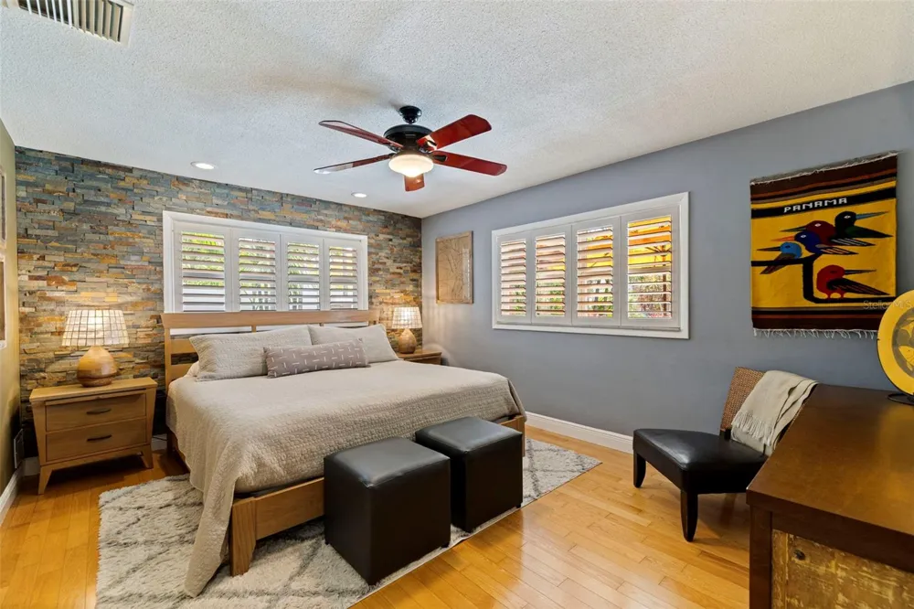 4501 37TH STREET S St Petersburg, FL 33711
