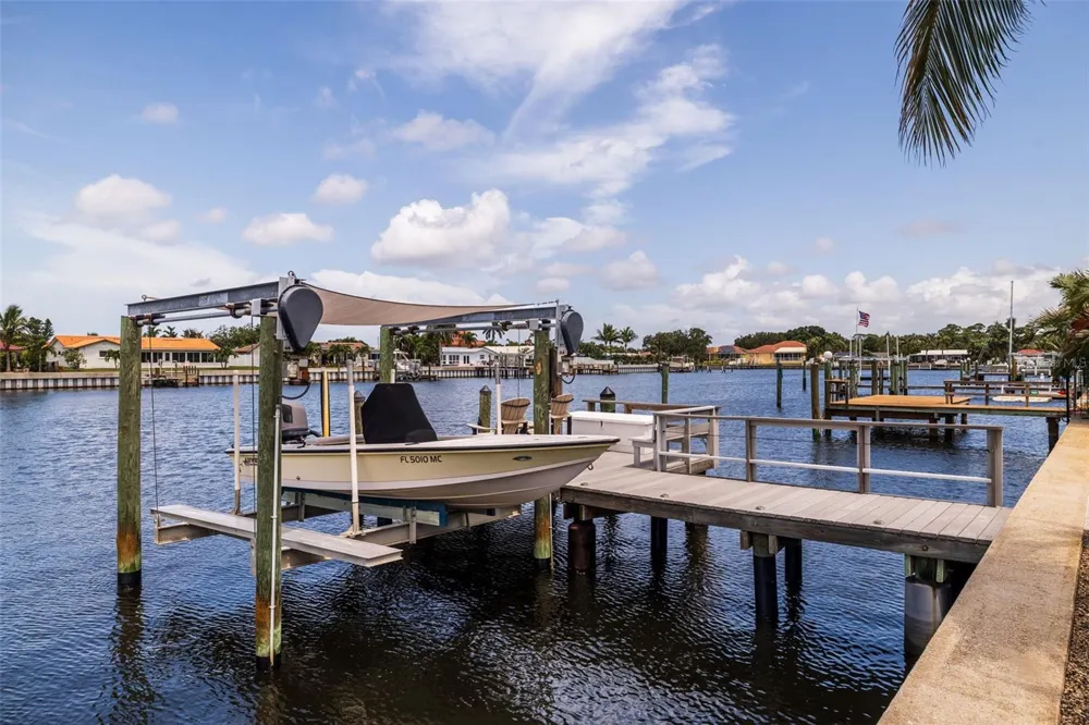 4501 37TH STREET S St Petersburg, FL 33711