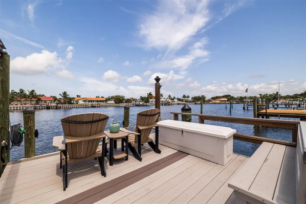 4501 37TH STREET S St Petersburg, FL 33711