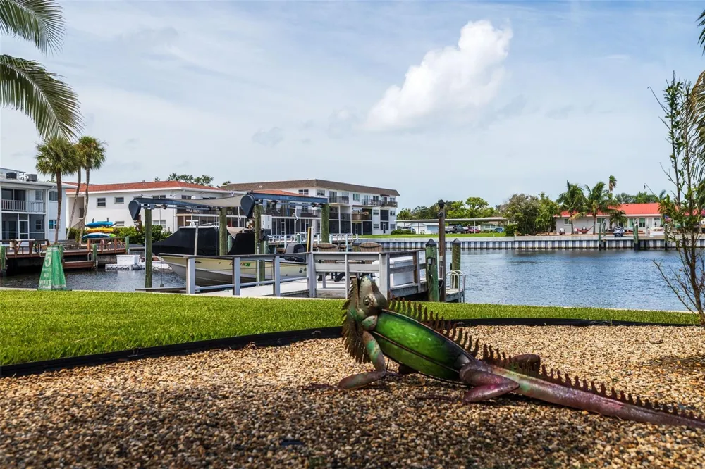 4501 37TH STREET S St Petersburg, FL 33711