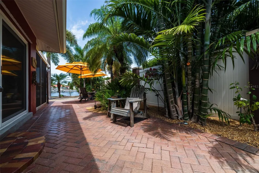 4501 37TH STREET S St Petersburg, FL 33711
