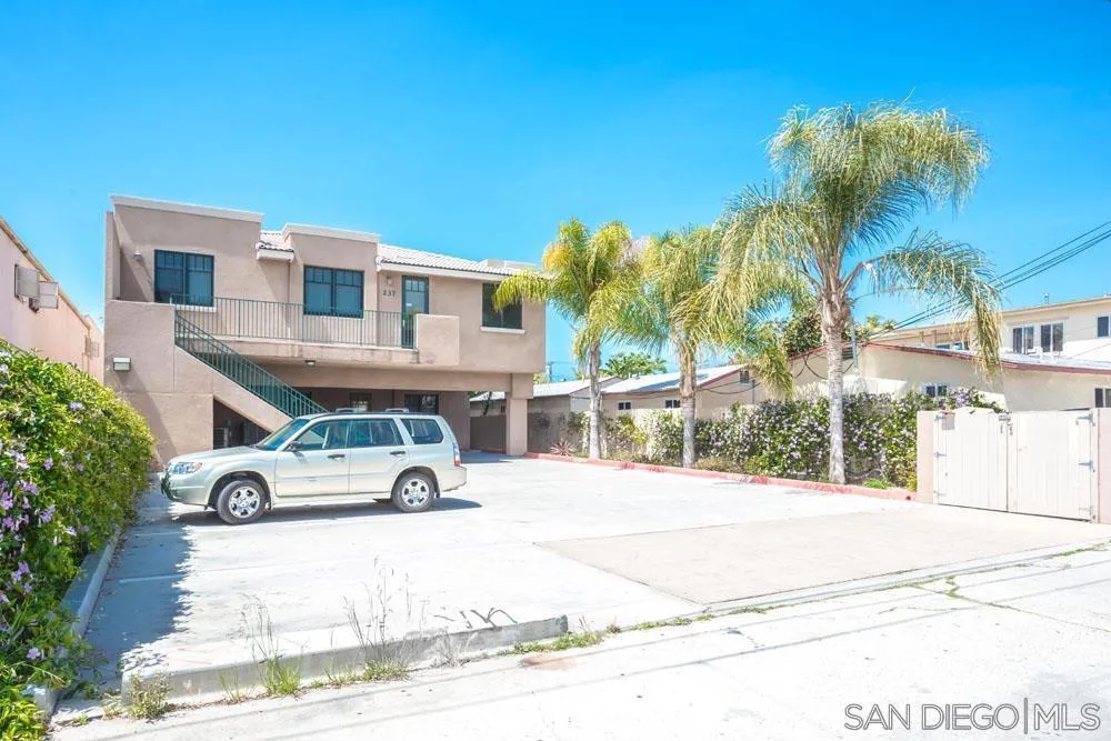 237 Church Ave Chula Vista, CA 91910