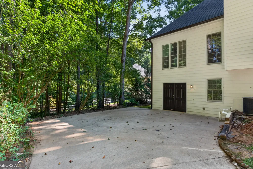 315 Thorntree LN Canton, GA 30115