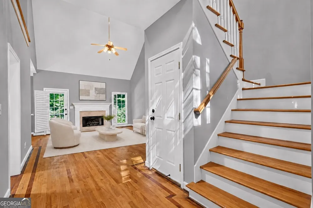 315 Thorntree LN Canton, GA 30115
