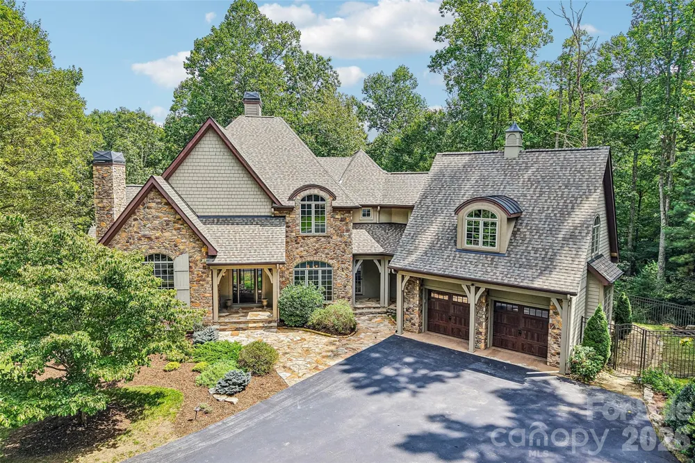 361 Mills River Way Horse Shoe, NC 28742