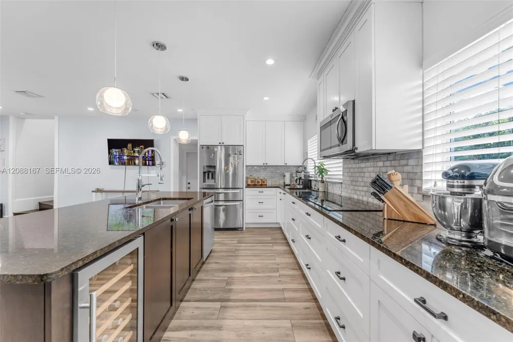 19050 SW 144th Ave Miami, FL 33177