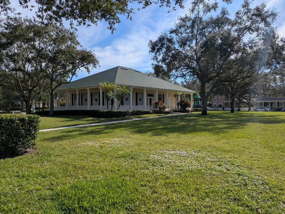 143 MIDDLEBURY DRIVE Jupiter, FL 33458