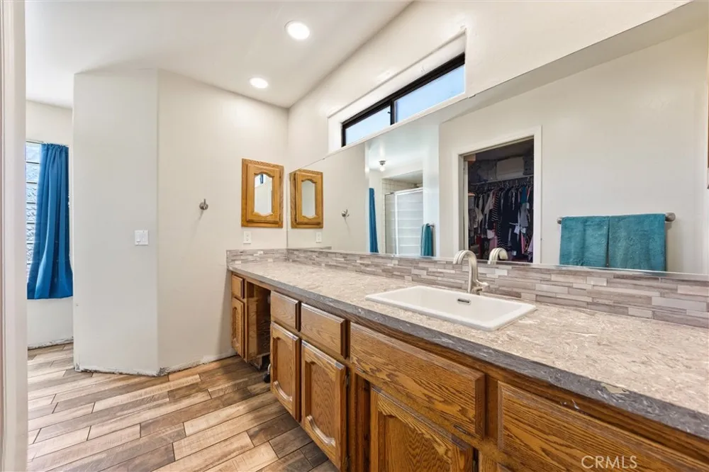 26920 Clear Creek Rd Keene, CA 93531