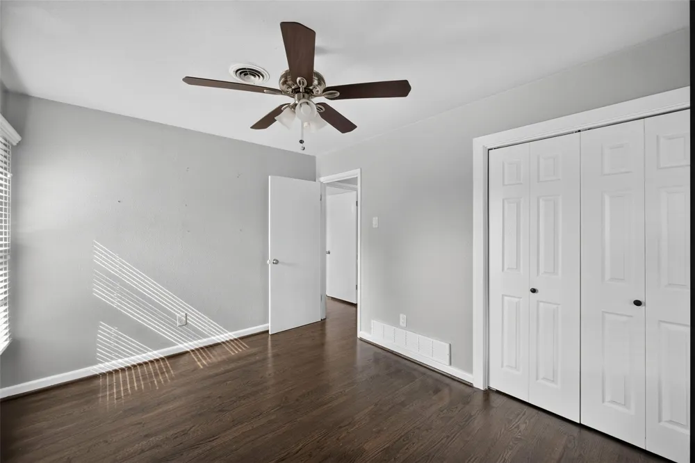 346 Classen Drive Dallas, TX 75218