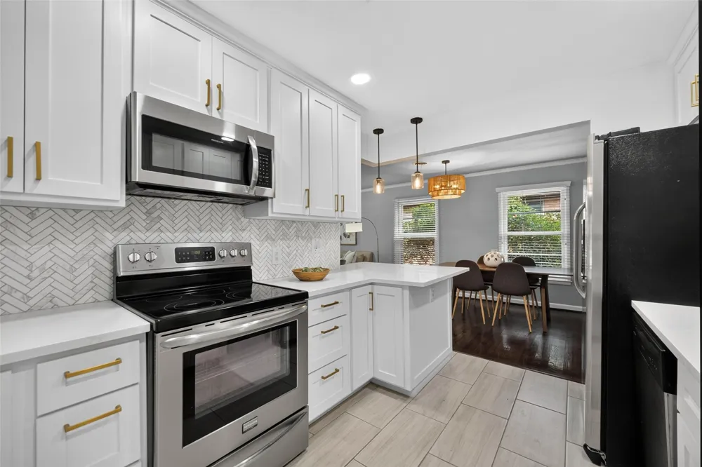 346 Classen Drive Dallas, TX 75218