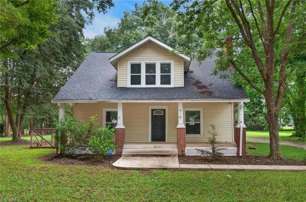 413 W Main Street Cleveland, NC 27013