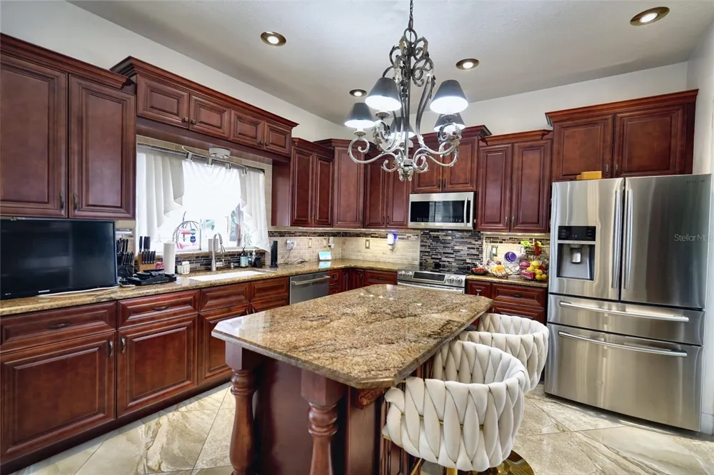 7730 BARDMOOR HILL CIR Orlando, FL 32835