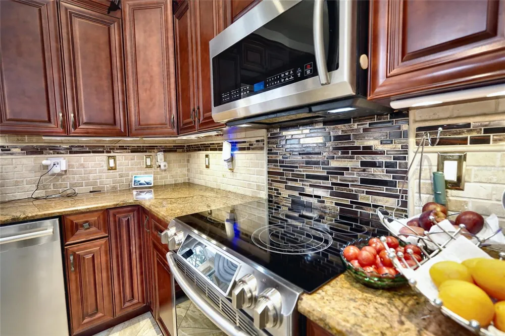 7730 BARDMOOR HILL CIR Orlando, FL 32835