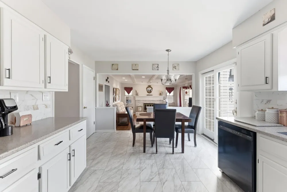 5 Split Rail Lane Marlton, NJ 08053