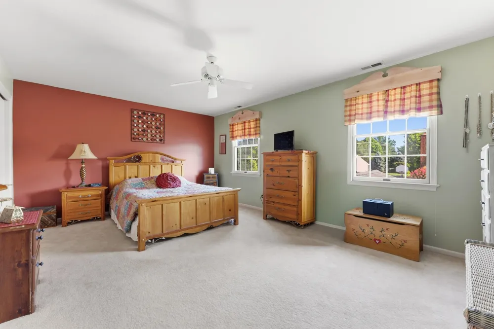 5 Split Rail Lane Marlton, NJ 08053