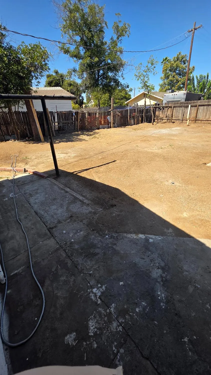 4163 E Clay Avenue Fresno, CA 93702