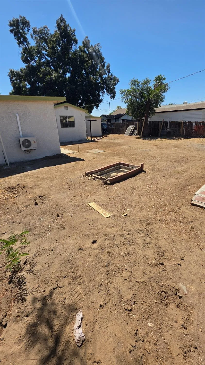 4163 E Clay Avenue Fresno, CA 93702