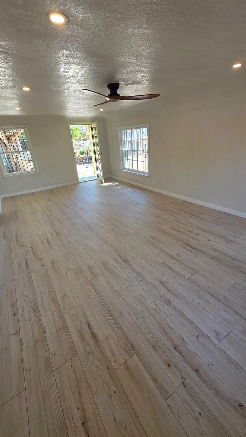 4163 E Clay Avenue Fresno, CA 93702