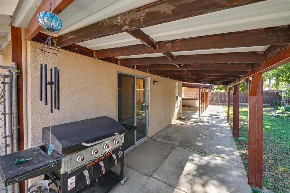 2123 Magnolia Avenue Sanger, CA 93657
