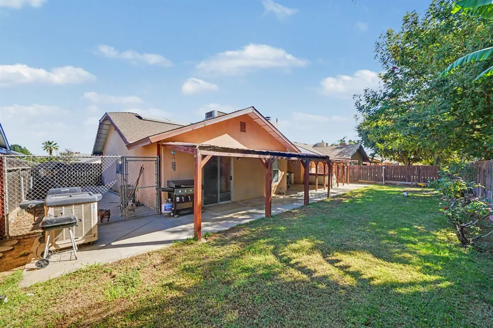 2123 Magnolia Avenue Sanger, CA 93657