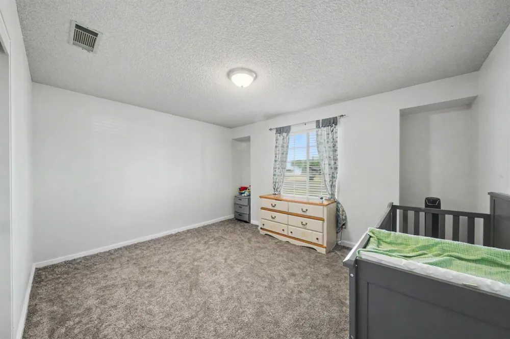 2123 Magnolia Avenue Sanger, CA 93657