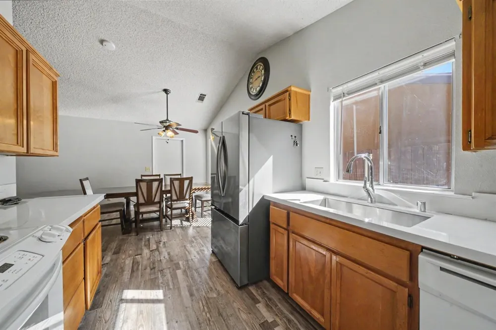 2123 Magnolia Avenue Sanger, CA 93657
