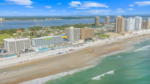 3115 S Atlantic Avenue #305