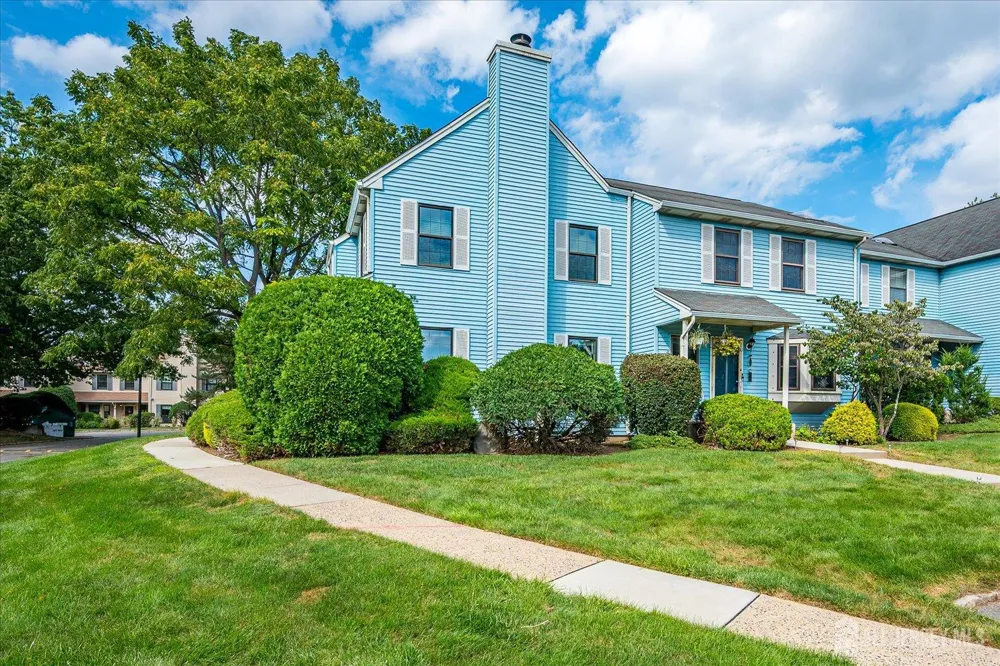1602 Deerfield Drive Edison, NJ 08820