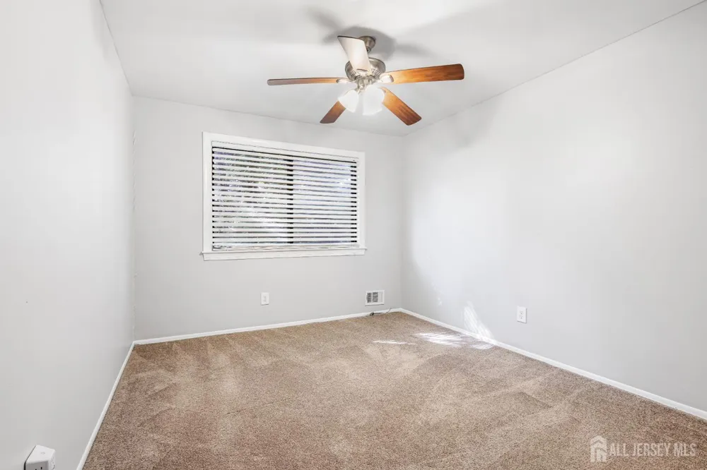 188 heywood Court Matawan, NJ 07747