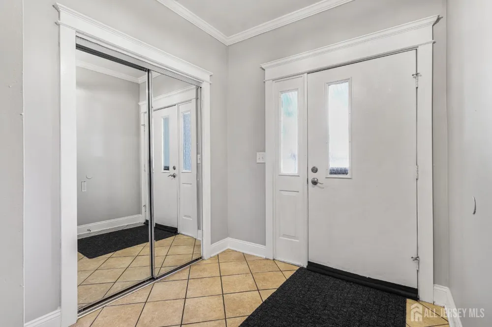 188 heywood Court Matawan, NJ 07747