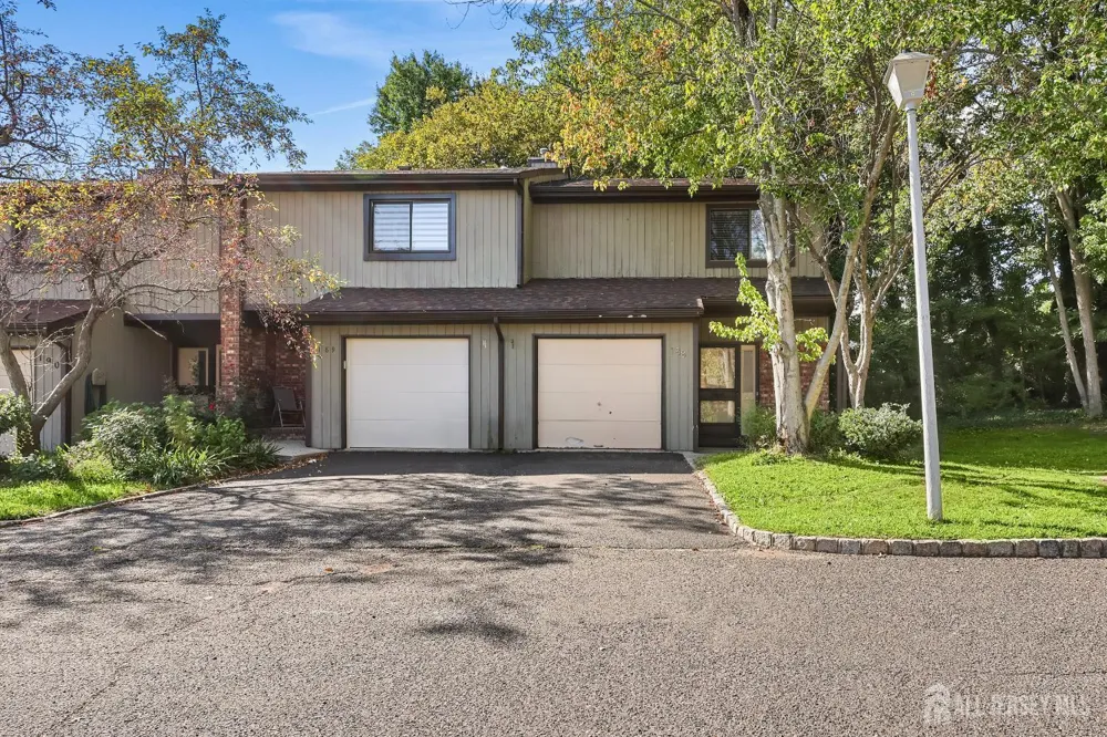188 heywood Court Matawan, NJ 07747