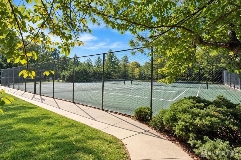 188 heywood Court Matawan, NJ 07747