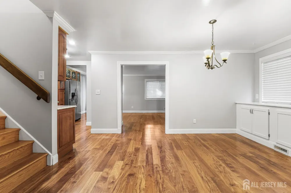 188 heywood Court Matawan, NJ 07747