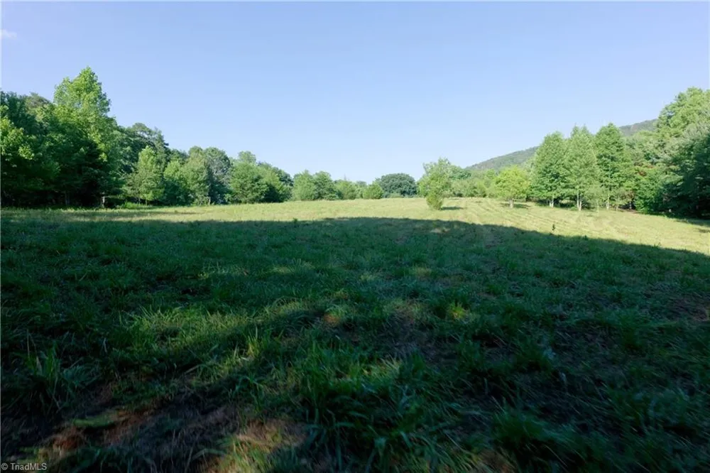 7 Old Mill Road Pinnacle, NC 27043