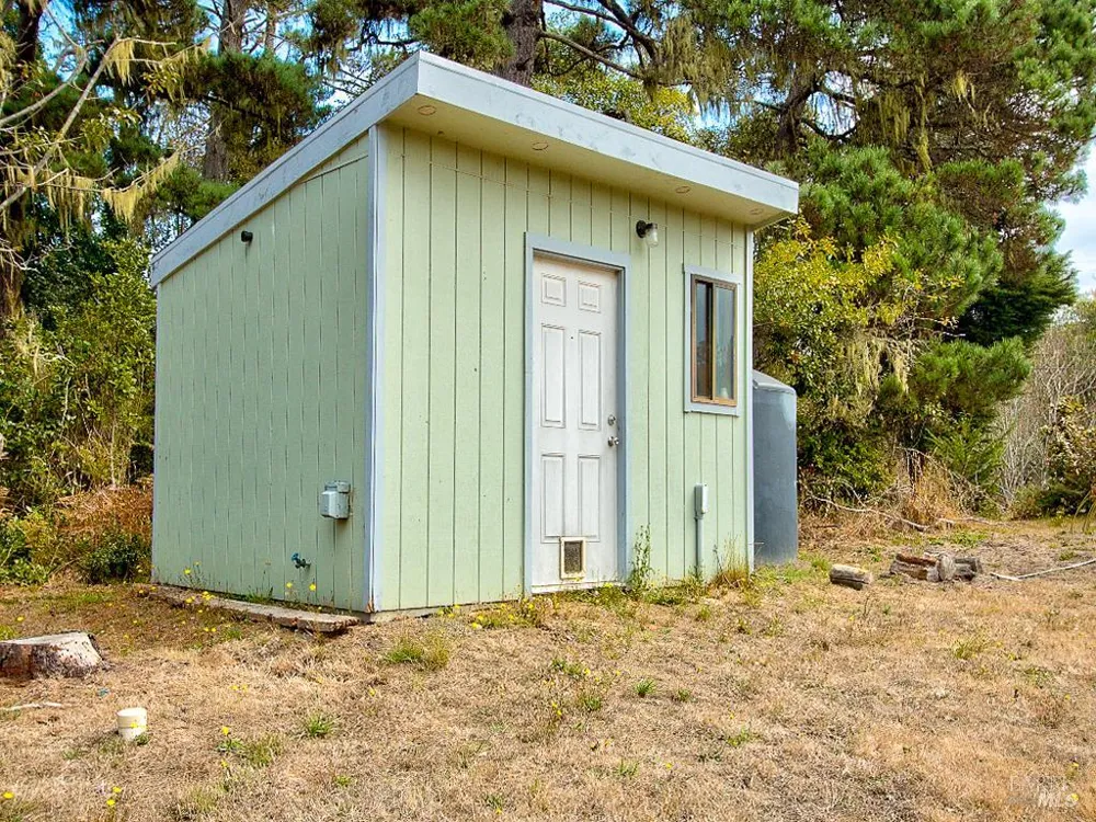 32840 Boice Lane Fort Bragg, CA 95437