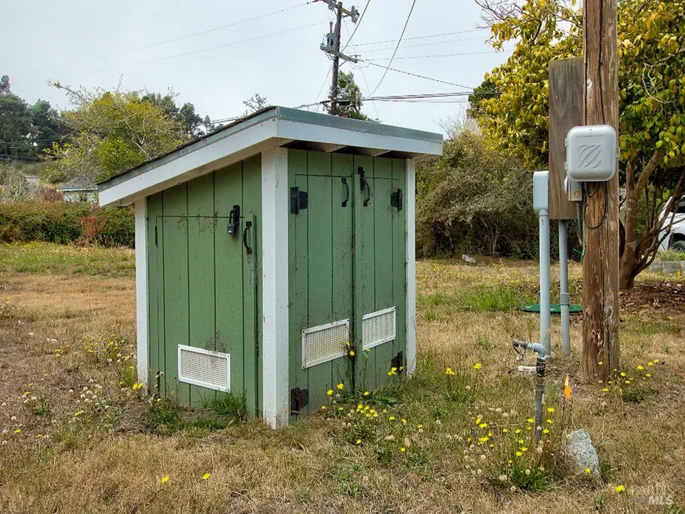 32840 Boice Lane Fort Bragg, CA 95437