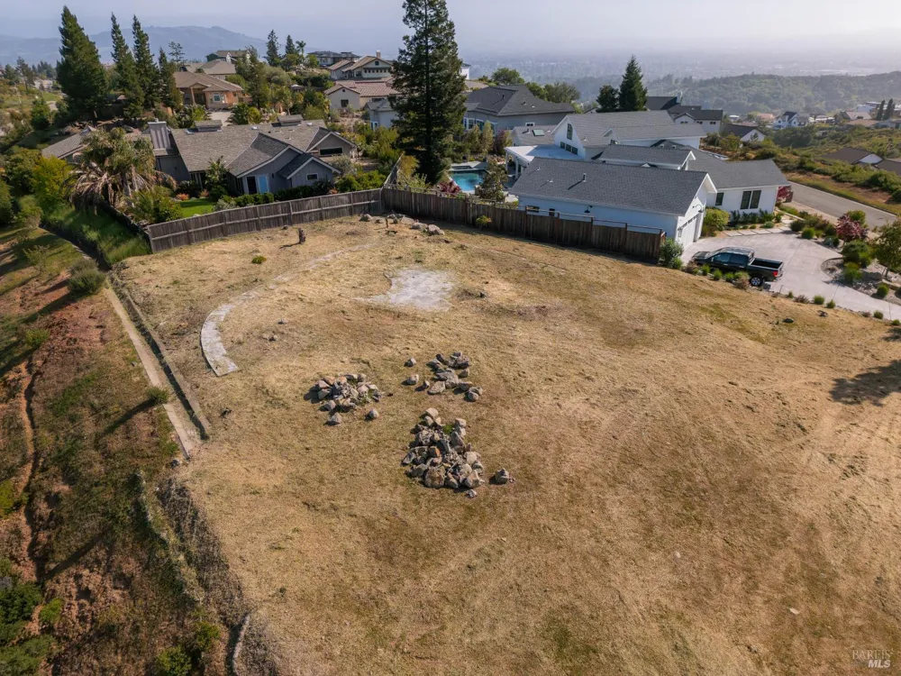 3874 Rocky Point Way Santa Rosa, CA 95404