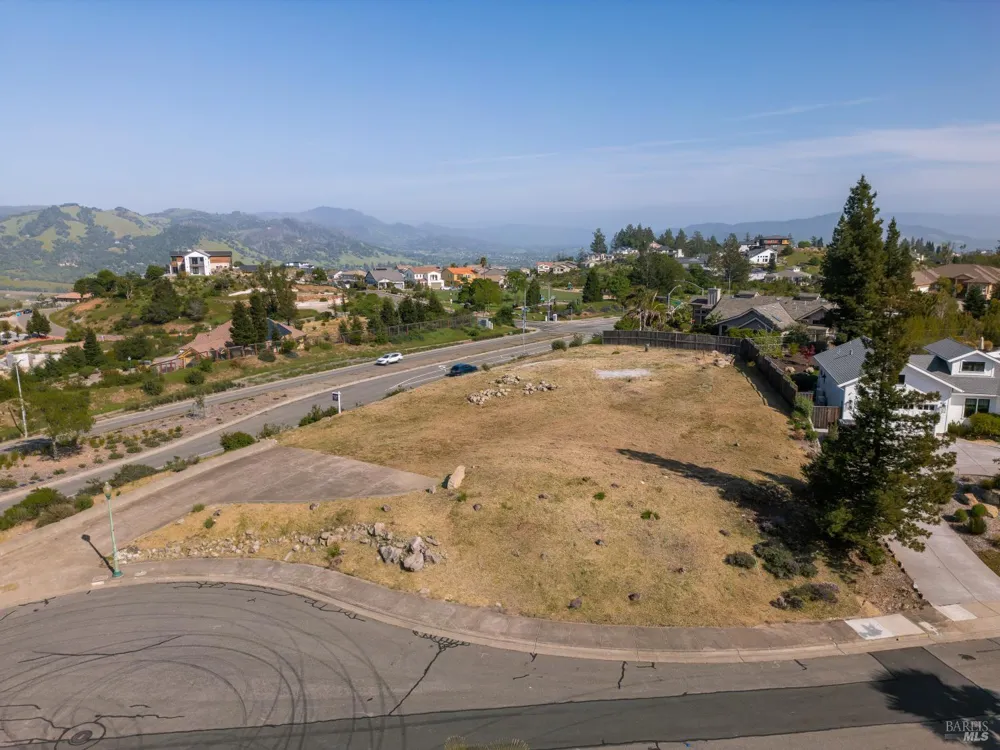 3874 Rocky Point Way Santa Rosa, CA 95404